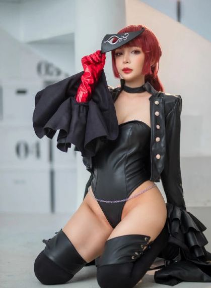 女机械