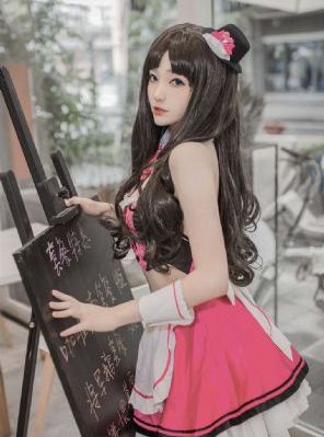 解开女警裤子猛烈进入